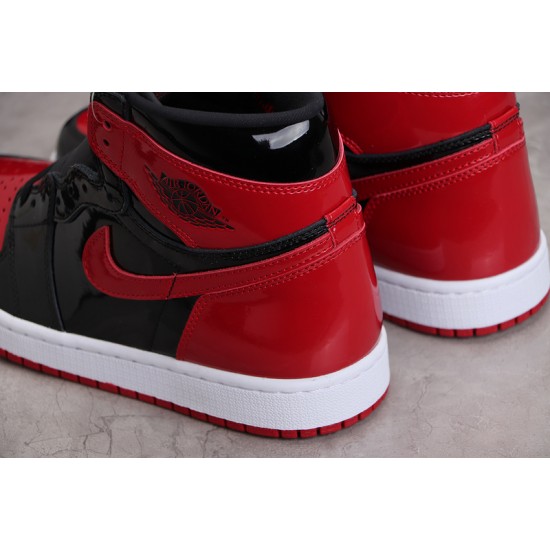 Jordan 1 High Bred Patent 555088-063 Basketball Shoes