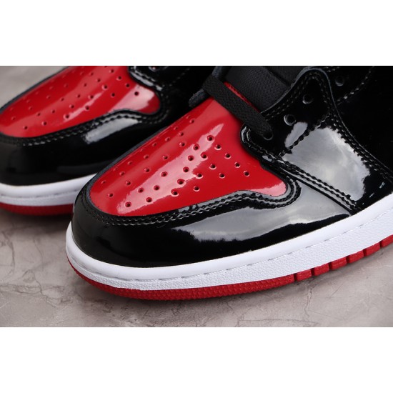 Jordan 1 High Bred Patent 555088-063 Basketball Shoes