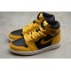 Jordan 1 High Pollen 555088-701 Basketball Shoes