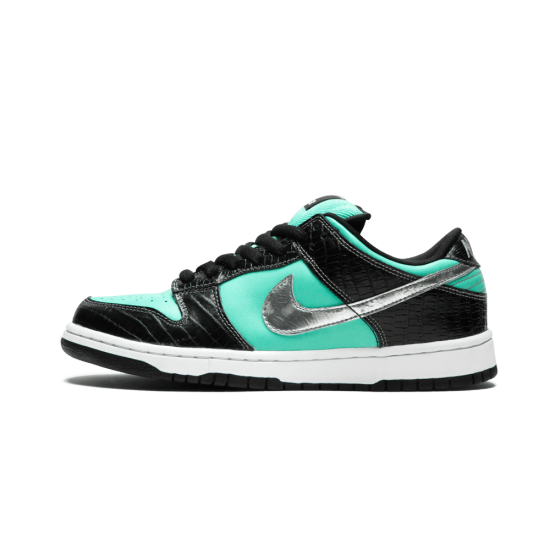 Diamond Supply Co. x Nike Dunk Low Pro SB Tiffanys Aqua Chrome